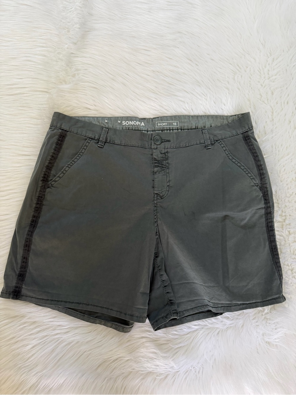 Sonoma Urban Chic Shorts 16